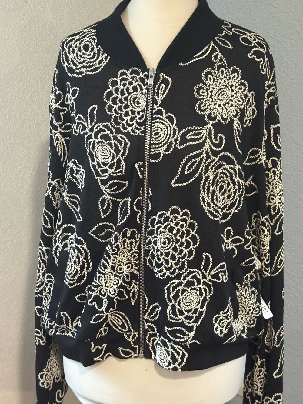 NWT LuLaRoe Elegant Stevie Bomber Jacket - Size Large